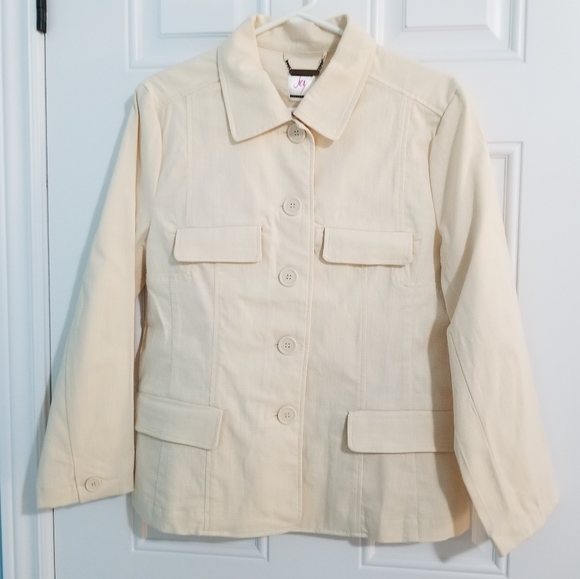 Weekenders Joy Collection Jacket colour: Vanilla. - Picture 2 of 9